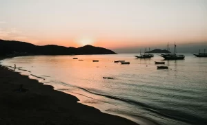 BUZIOS SAINDO DE COPACABANA