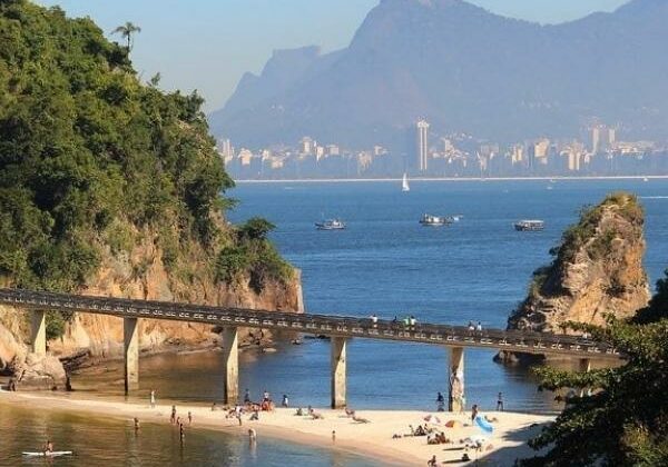 GUIA DE TURISMO NO RIO